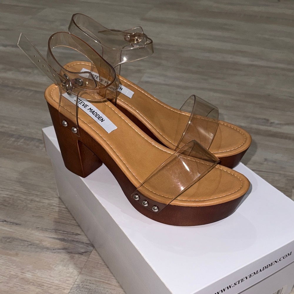 Steve Madden: Brand New - Brown and Clear Platform Heels Size 9